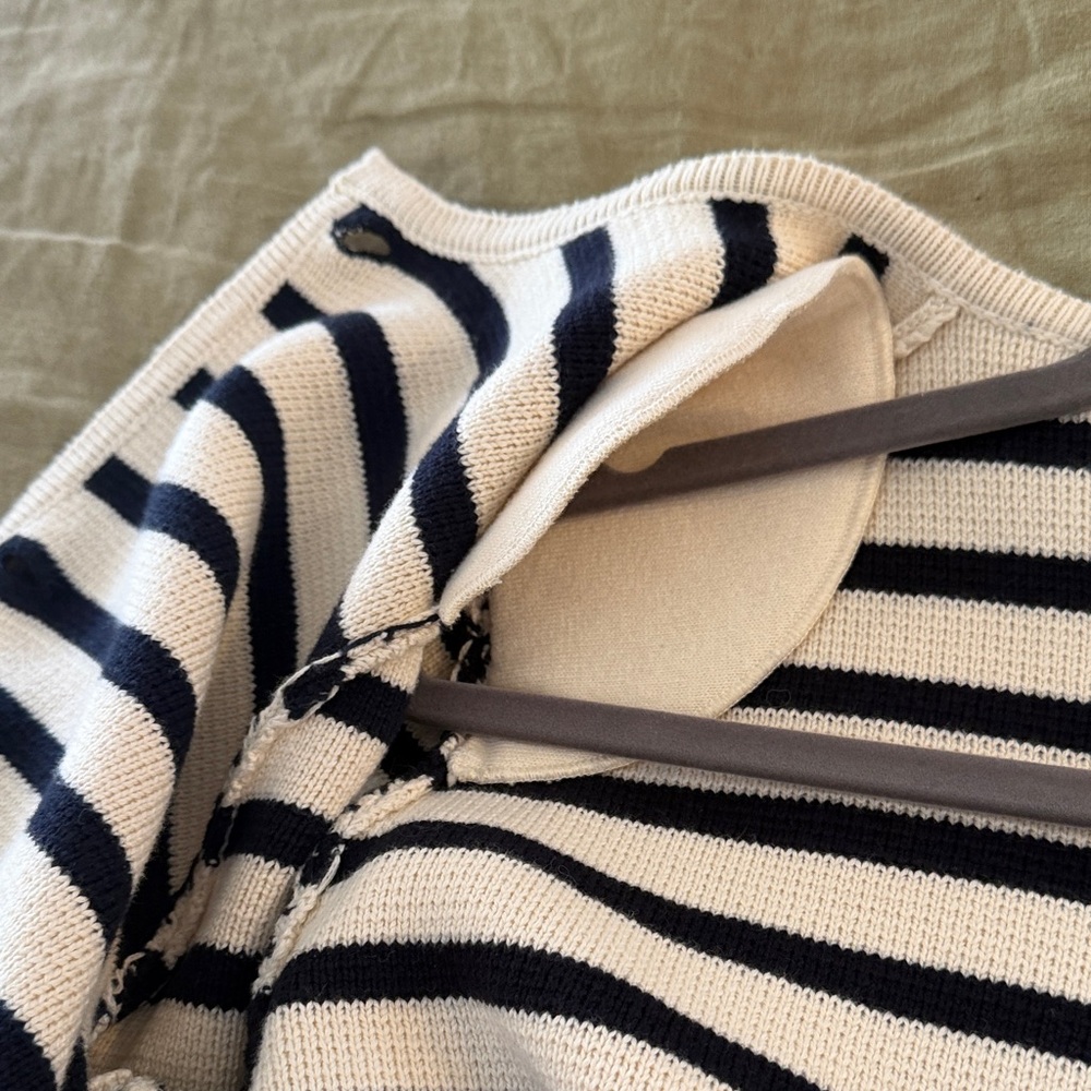 Alex Mill Women's Navy and Cream Striped Cardigan - Picture 7 of 9